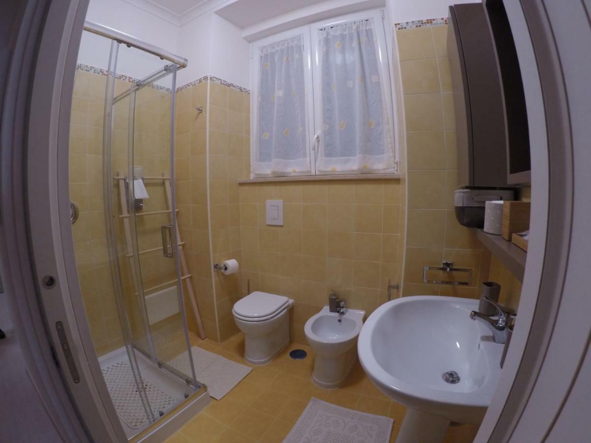 Lillolla Casa Vacanze Villa Наполи Екстериор снимка