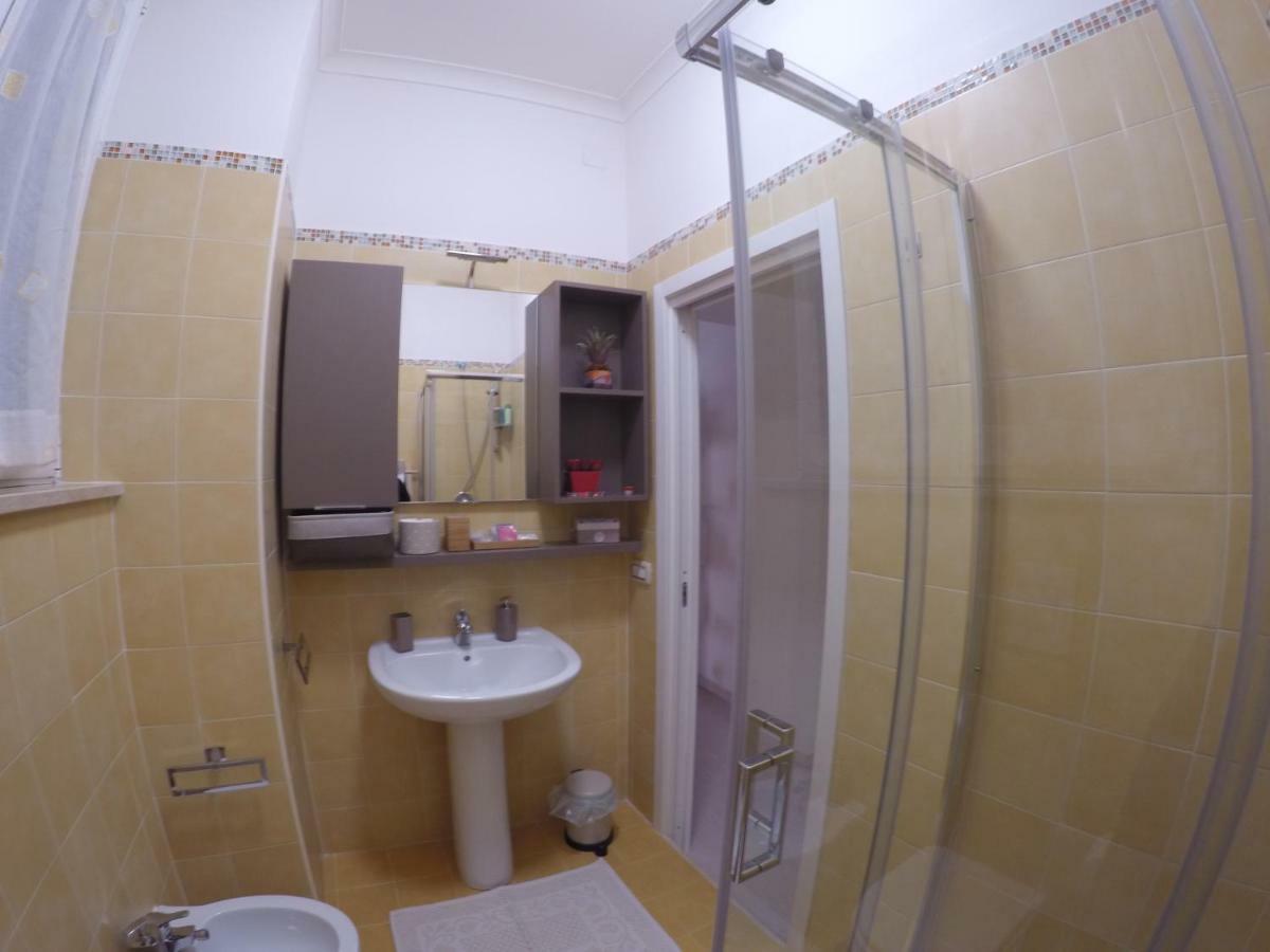Lillolla Casa Vacanze Villa Наполи Екстериор снимка